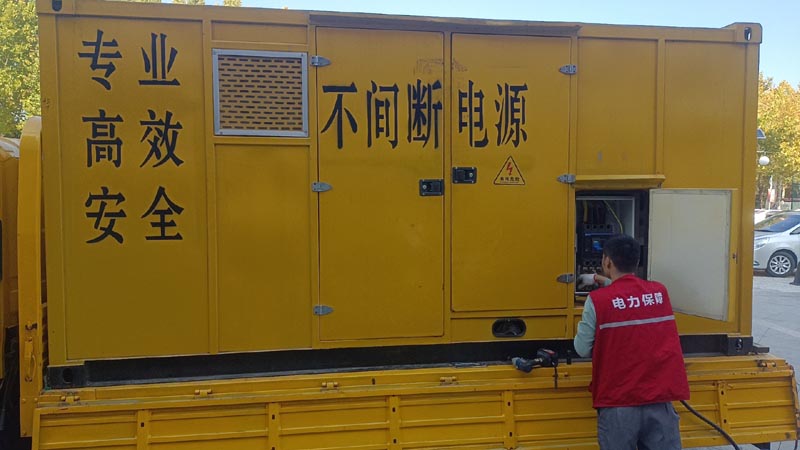 海西直辖柴油发电机组和UPS电源配合使用时，如何避免切换过程中的电力中断？